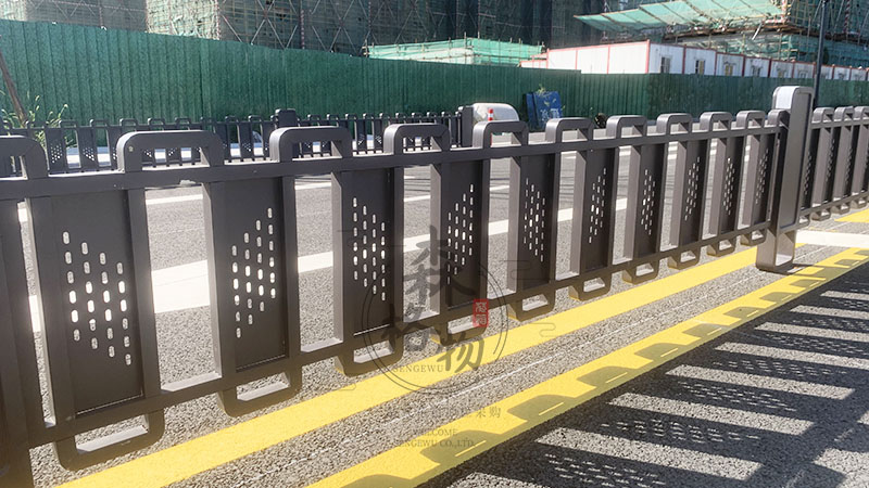 不銹鋼道路護(hù)欄