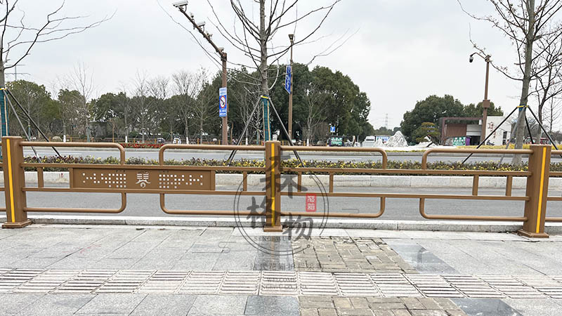城市藝術(shù)交通護欄